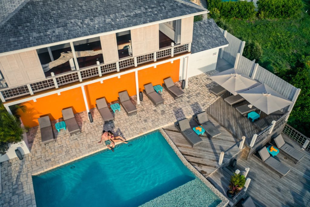 Escape Couple 2020-78